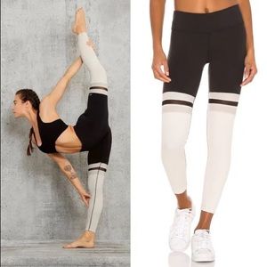 Alo Yoga 7/8 Player Legging XS (LIKE NEW)